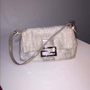 Fendi baguette